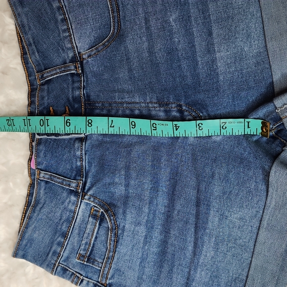 Forever 21 Uplyfter Denim Jean Shorts - Picture 10 of 13